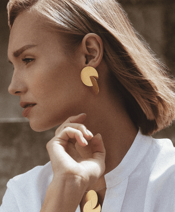 Zaremski Circles gold plated Earrings Large MOD Jewellery