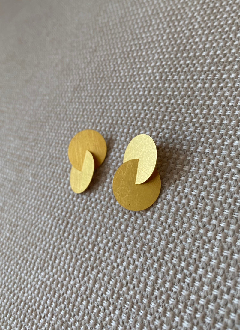 Zaremski Circles gold plated Earrings small MOD Jewellery