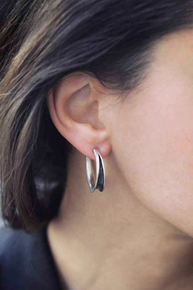 Inês Telles Coa Hoop Earrings MOD Jewellery - Oxidised sterling silver